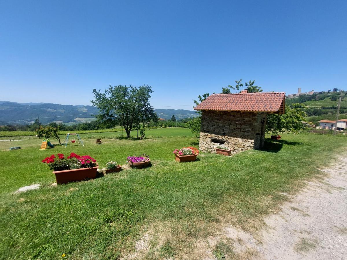 Agriturismo La Margherita San Giorgio Scarampi ภายนอก รูปภาพ